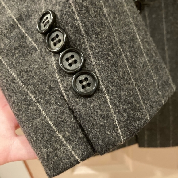 YSL Blazer - Picture 4 of 9